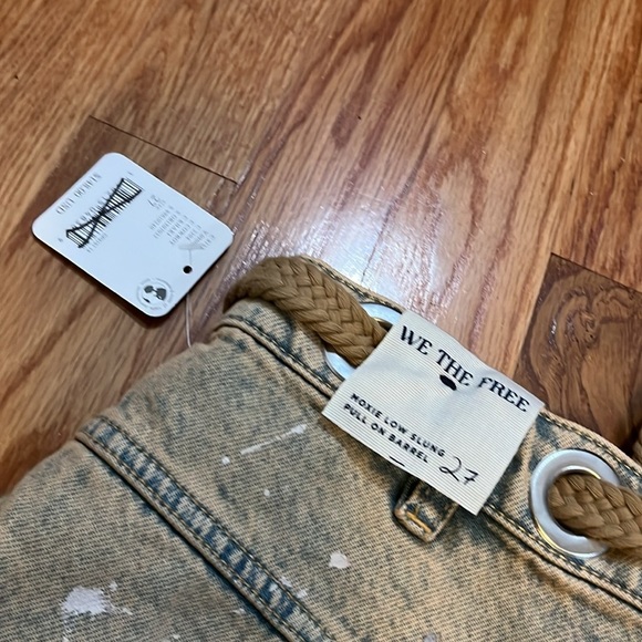 Free People Moxie Low Slung Pull On Barrel Wide Leg Jeans Size 27 NWT - Picture 14 of 15